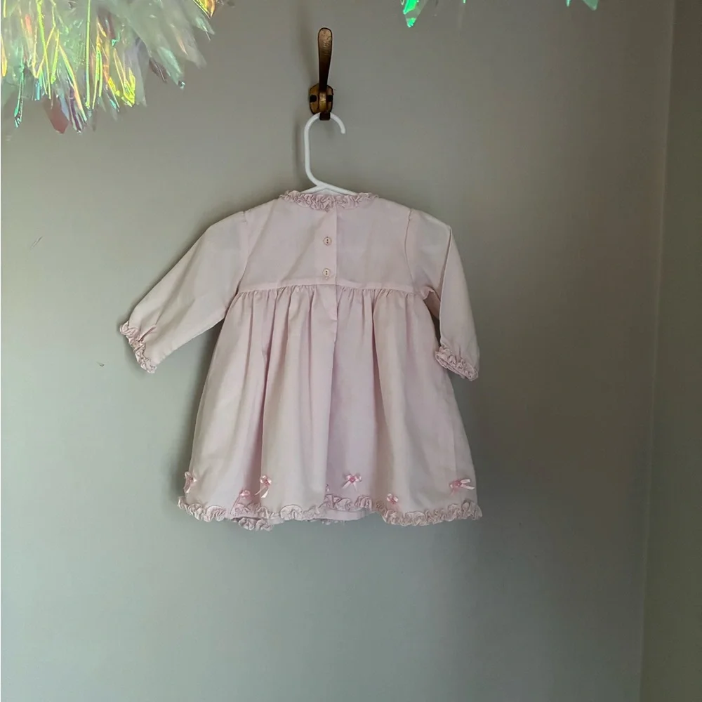 Sarah Louise Pink‎ Ruffle Bow Smocked Baby Dress Size 6 months